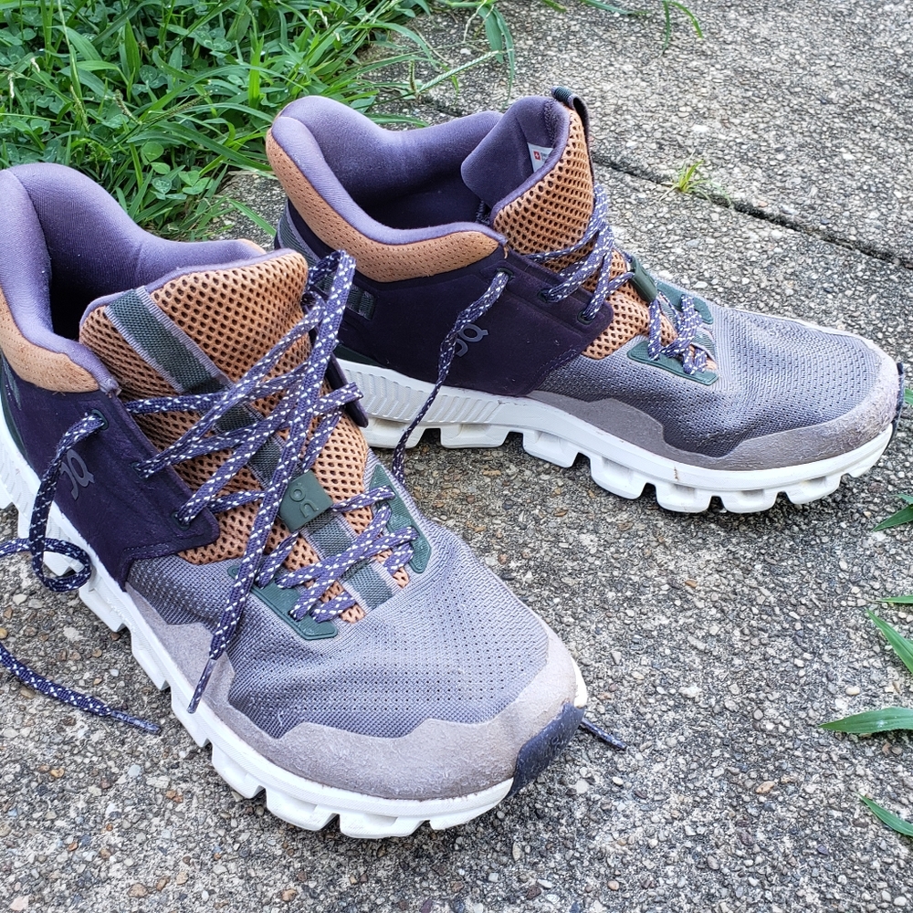 On Cloud Hi Edge - Women's Running Shoes - Size 10